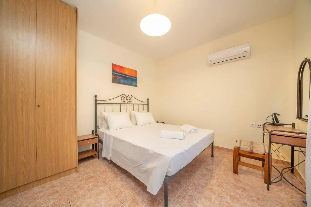Afroditi Holiday Home - Blue Apartment Svoronata Greece